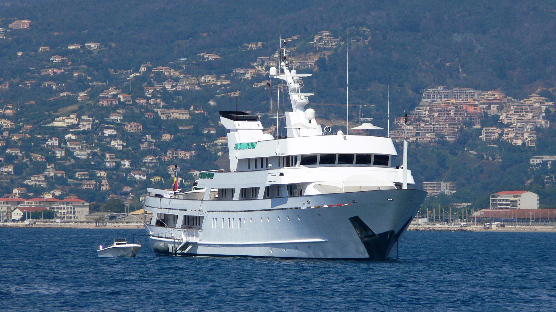 esmeralda yacht